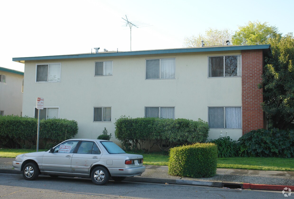 Building Photo - 1532 Eden Ave