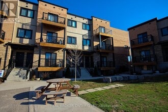 Building Photo - 164 Heiman St
