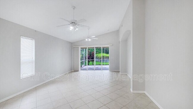 Foto del edificio - 6055 Wingspan Way