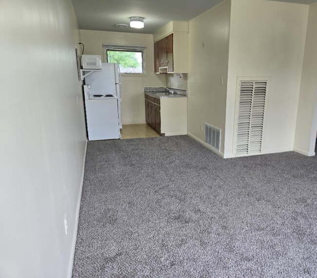 Foto del edificio - 2431 Normandy Rd