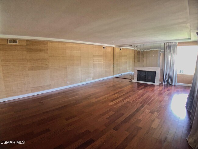 Foto del edificio - 3067 Corda Dr