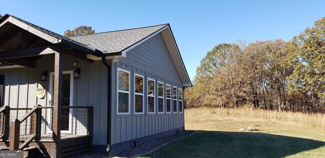 Building Photo - 451 Cobb Mountain Rd