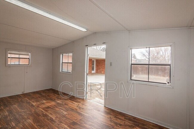 Foto del edificio - 5316 69th St