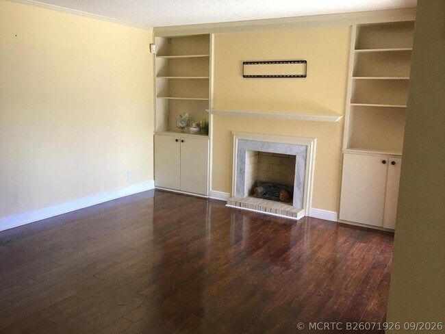 Building Photo - 1600 Forest Lakes Cir
