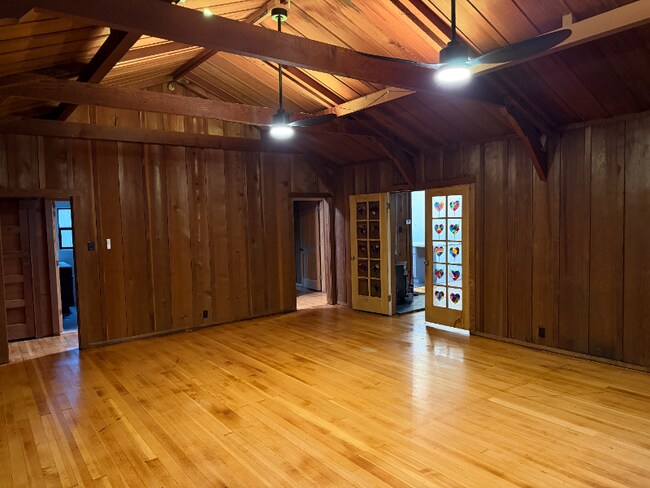 Foto del edificio - 19479 Hidden Valley Rd