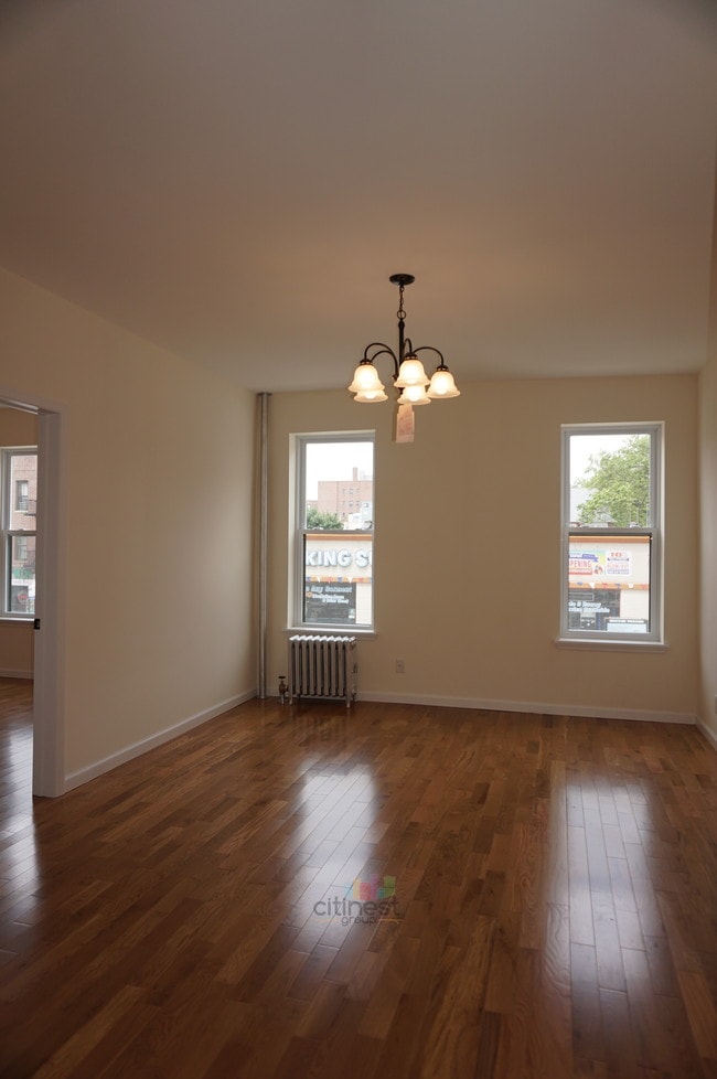 Building Photo - 402 Marine Ave