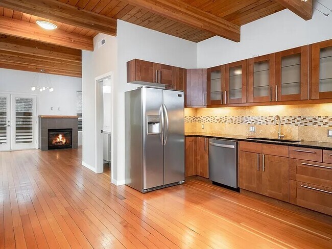 Foto del edificio - 38 NE Going St