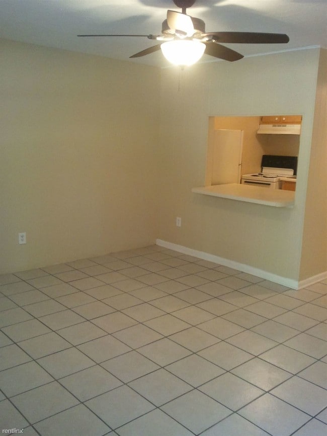 Building Photo - 1810 Pasco St