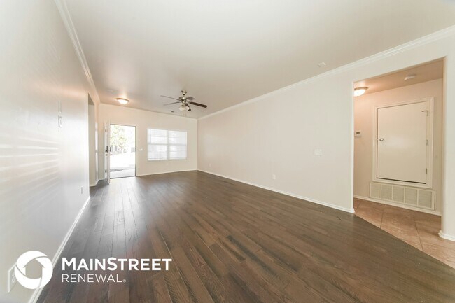 Foto del edificio - 11516 Southwest 24th Street