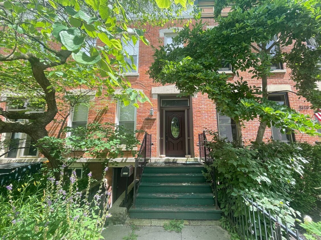 Foto principal - 2127 W Bowler St