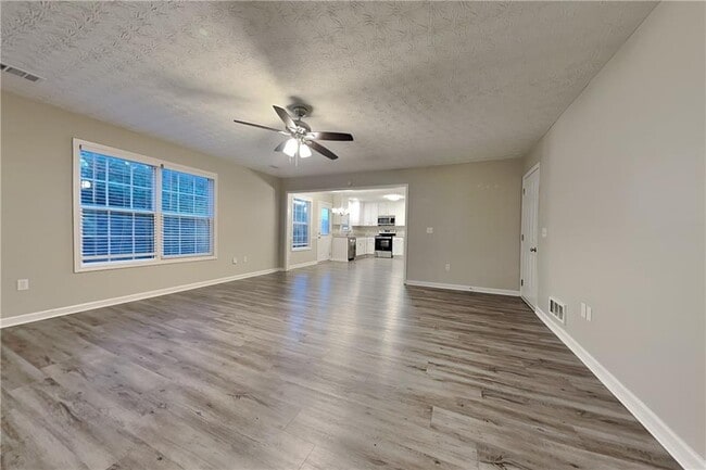 Building Photo - 1210 Webb Farm Ln