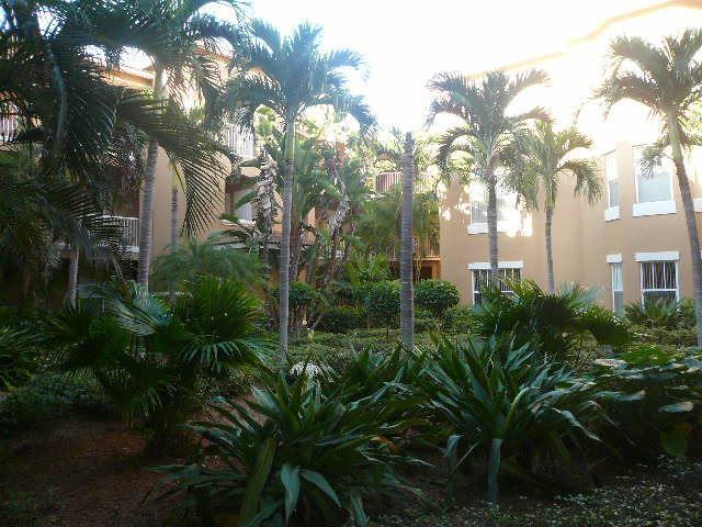 Foto del edificio - 5020 Fairways Cir