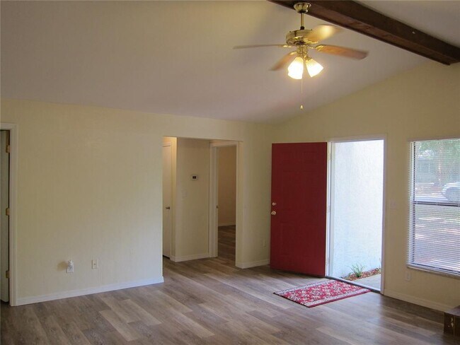 Foto del edificio - 4009 SW 37th St