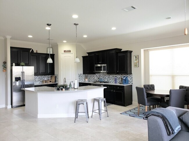 Foto del edificio - 10527 Angeline Springs Ln