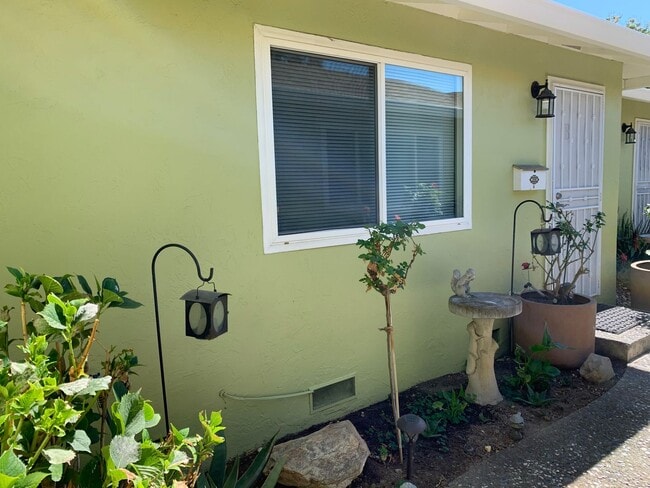 Foto del edificio - 4351 Latimer Ave