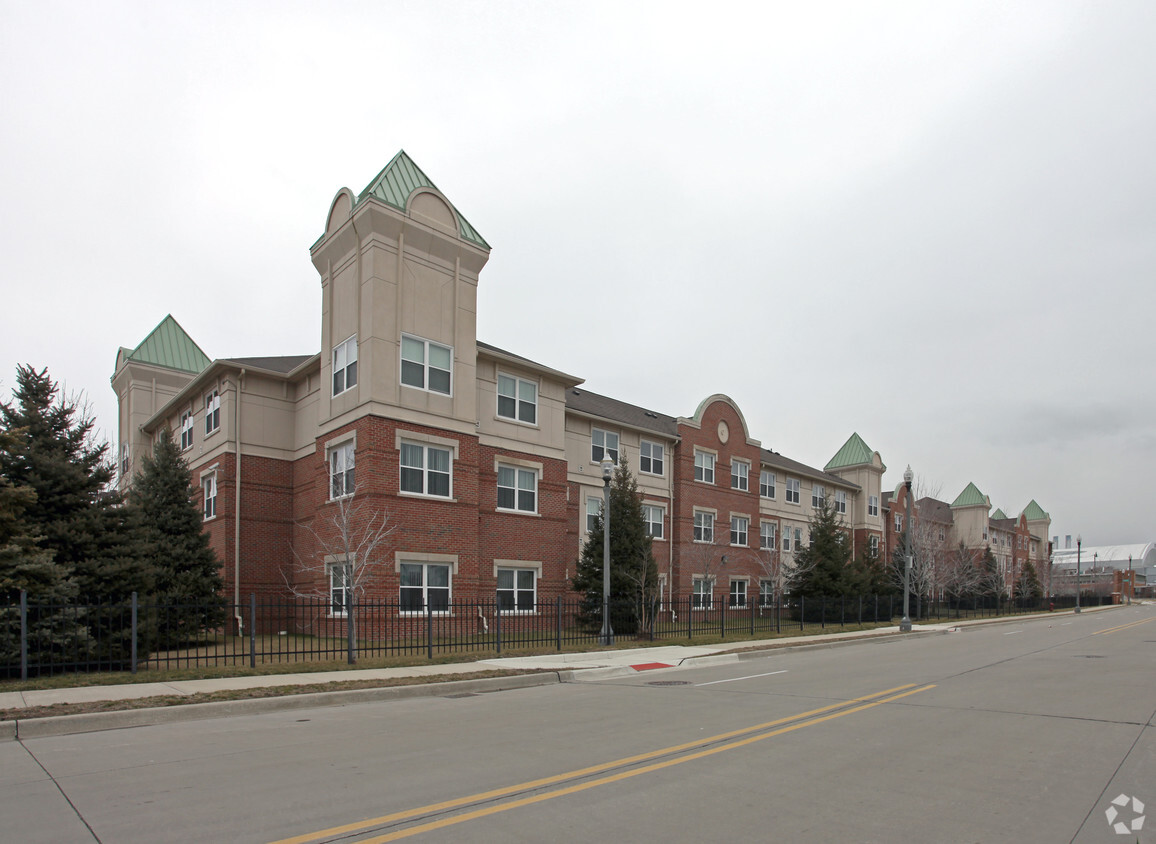 Foto del edificio - Brush Park Manor Paradise Valley