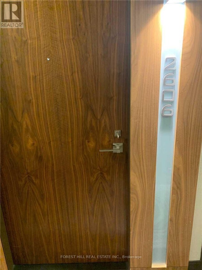 Photo du bâtiment - 36 Park Lawn Rd