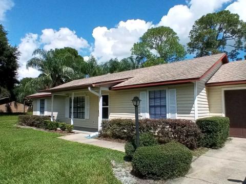 Foto del edificio - 450 Vincent Dr