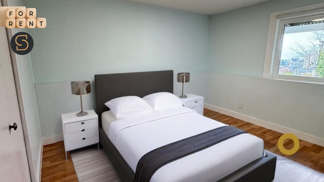 Building Photo - 672 11th St