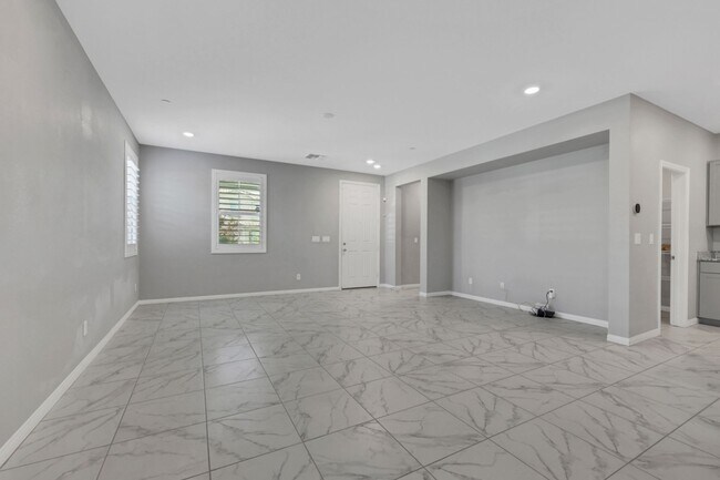 Foto del edificio - Gorgeous 3 bedroom Inspirada home