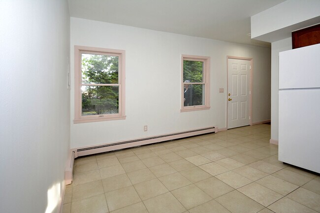 Foto del edificio - 318 Harrington Ave