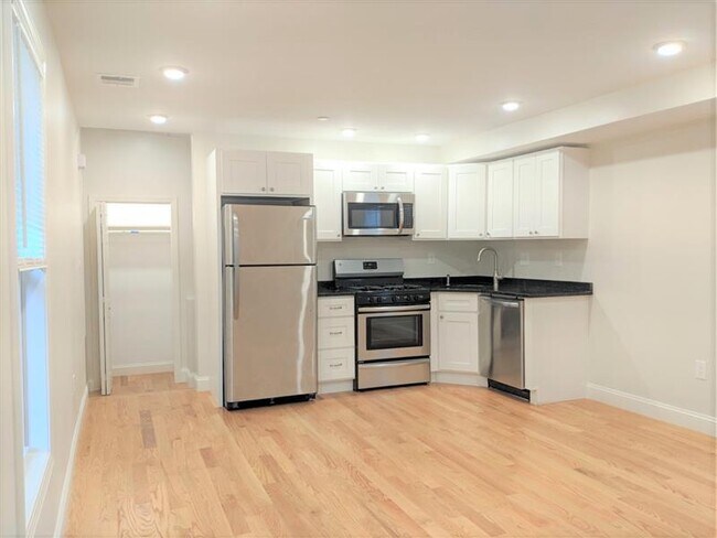 Foto del edificio - 44 Cogswell Ave