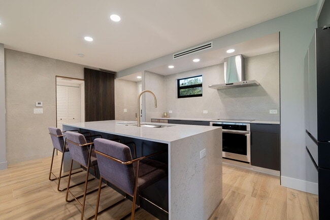 Building Photo - 13334 Polo Club Rd