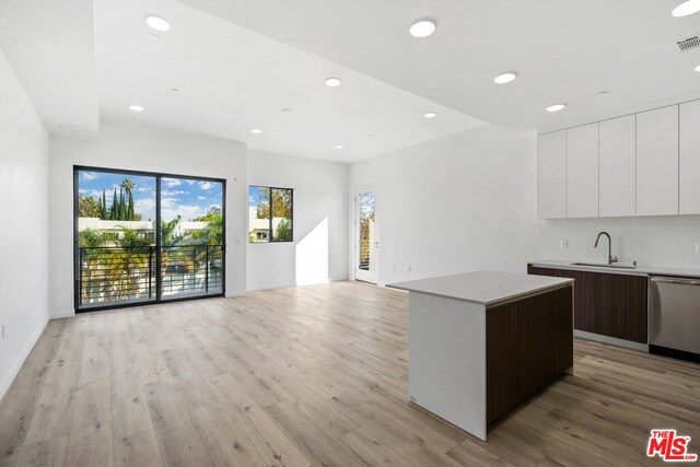Building Photo - 4707 Fulton Ave