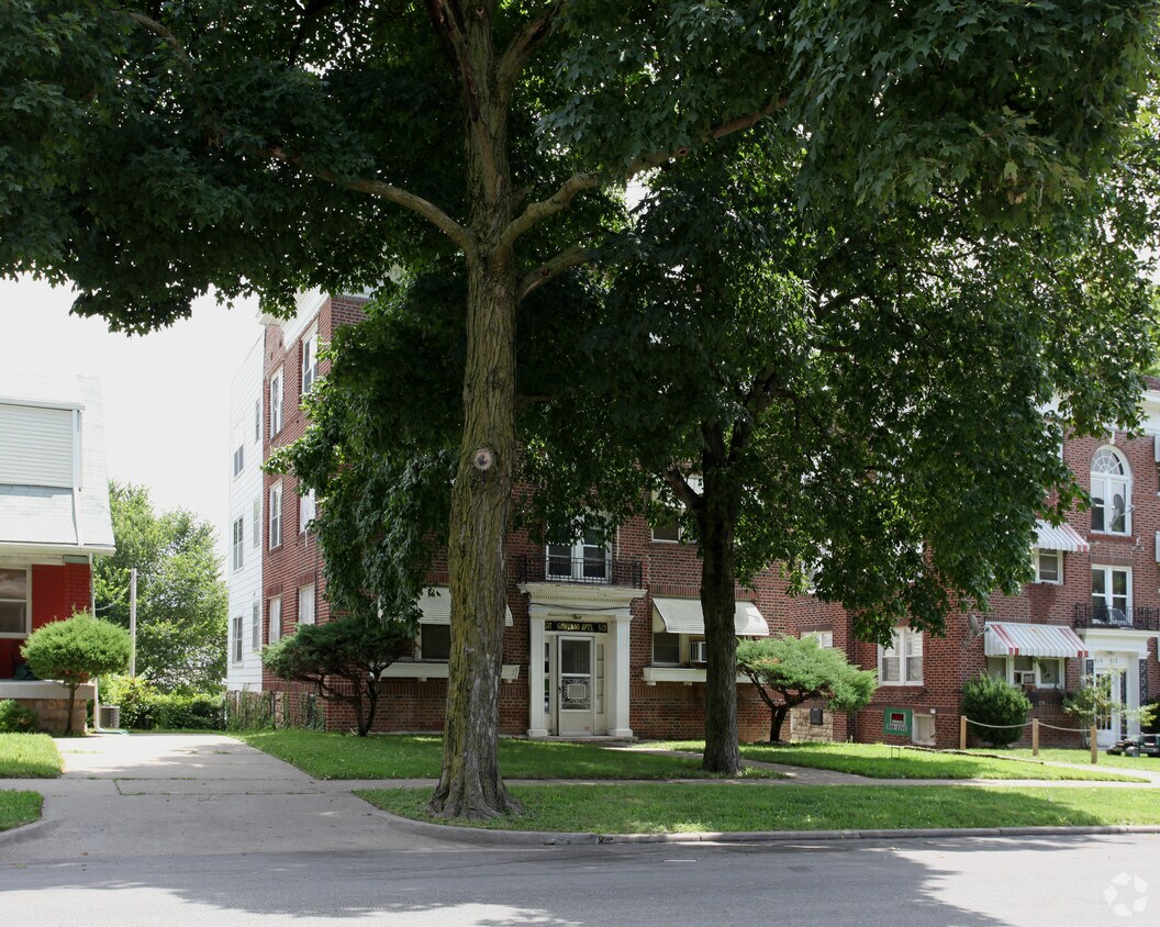 Foto del edificio - Giordano Apartments