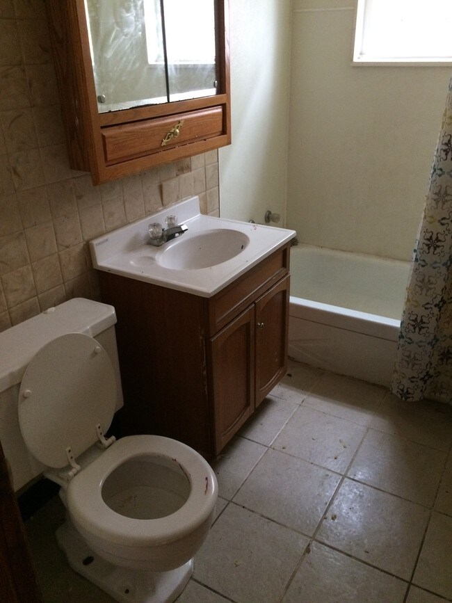 Building Photo - 14612 Keystone Ave