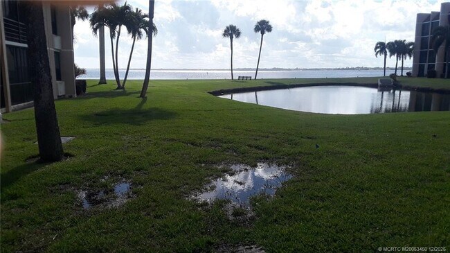 Building Photo - 3392 NE Causeway Blvd