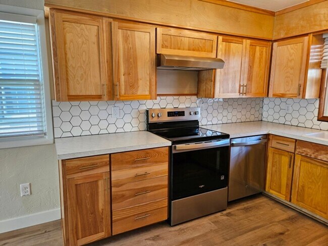 Foto del edificio - 3Bd/1Ba Single Story Home - For viewing!