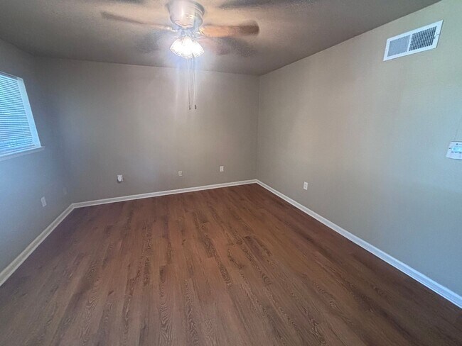 Building Photo - 201 S College Rd