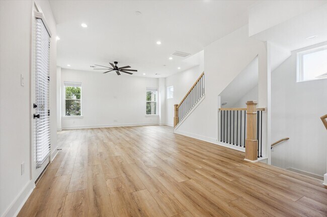 Foto del edificio - 1629 Beall St