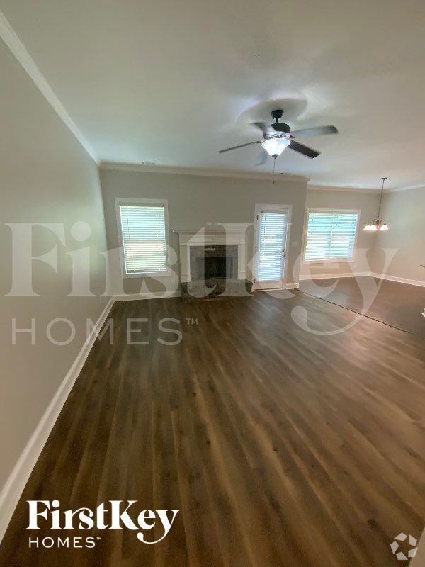 Building Photo - 983 Sandy Ridge Rd