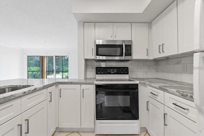 Building Photo - 2400 Feather Sound Dr