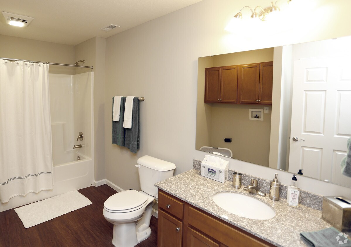 Redwood Noblesville ster Drive Townhomes for Rent Noblesville, IN