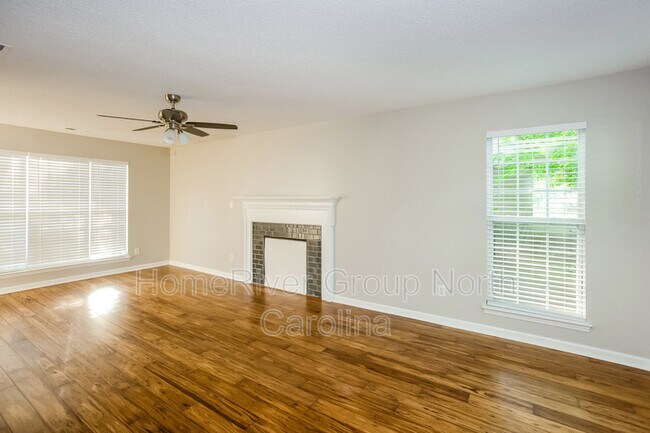 Foto del edificio - 3609 Turnabout Pl