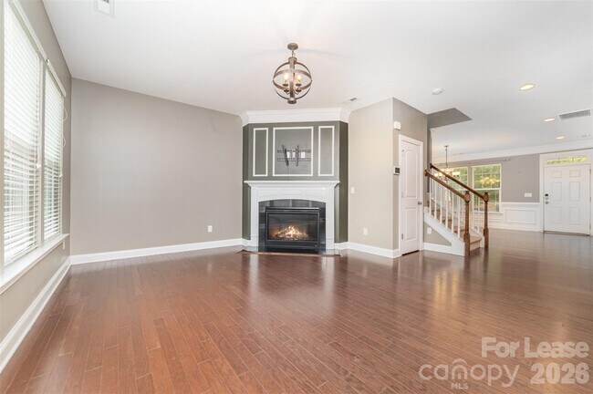 Foto del edificio - 3004 Fallondale Rd