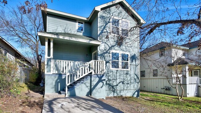 Foto del edificio - 2206 Pennsylvania Ave