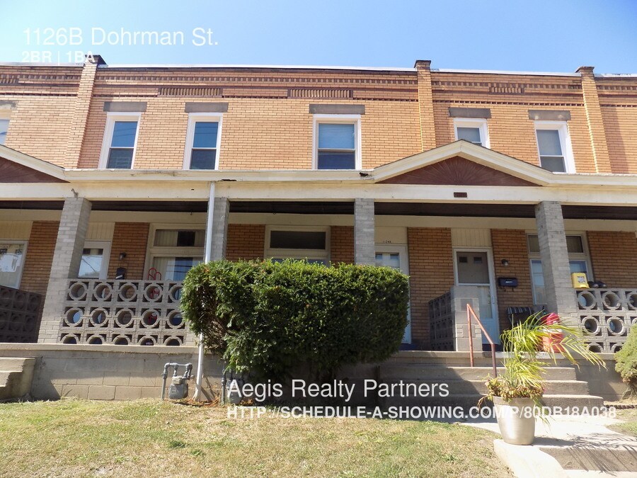 Primary Photo - 1126B Dohrman St