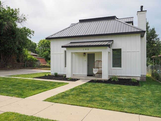 Foto del edificio - NEWLY REMODELED HISTORIC HOME IN DOWNTOWN ...