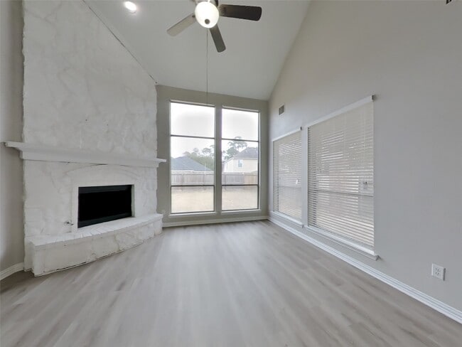 Foto del edificio - 12219 Arkansas Post Ln