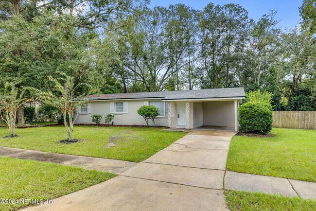Building Photo - 8392 Fury Dr