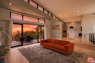 Building Photo - 3223 Tareco Dr
