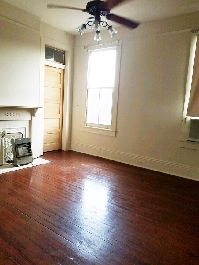 Foto del edificio - 7817 Birch St