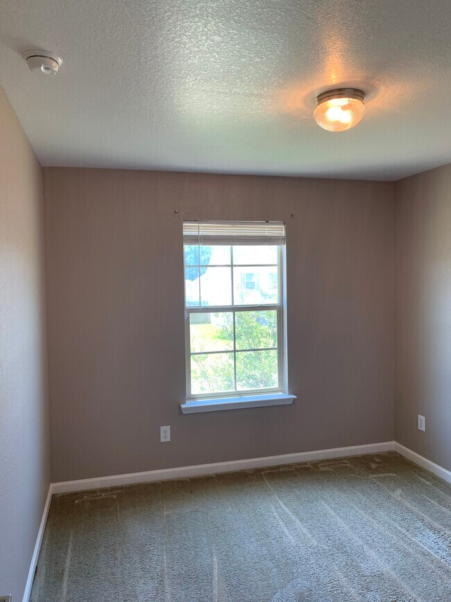 Foto del edificio - 39090 Prairie North Dr