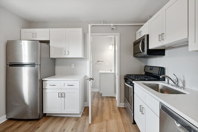Foto del edificio - 307 Lynn Ave