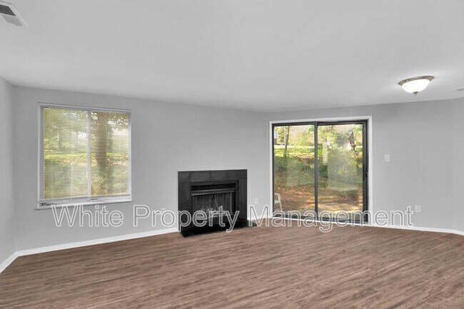 Building Photo - 7516 Pebblestone Dr