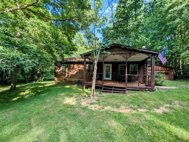 Building Photo - 747 S Ingleside Farm Rd